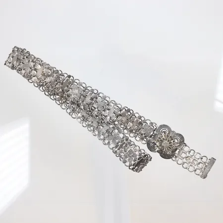 Bälte mönstrat bredd 17-26mm märkt 100% silver Vikt: 71,3 g