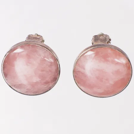 Örhängen med rosenkvarts, ca Ø19mm, clips silver 830/1000 bruttovikt 11,1g Vikt: 0 g