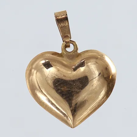 Hänge hjärta 19,5x15mm ink ögla ihålig 14K. Vikt: 0,9 g på auktion i Kista hos Pantbanken Sverige