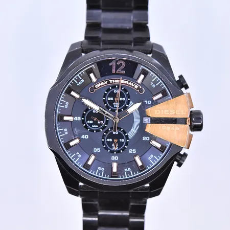 Herrur Diesel only the brave quartz datum kronograf Ø53mm svart stål.