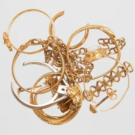 Diverse guld, defekt, stenar, 18K Brv: 15,4g Vikt: 15,4 g
