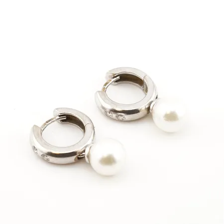 Örhängen m pärlor och diamanter, vitguld, Ø13mm, 18k Vikt: 6,4 g