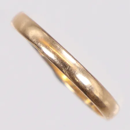 Ring defekt gravyr 18K Vikt: 2,8 g