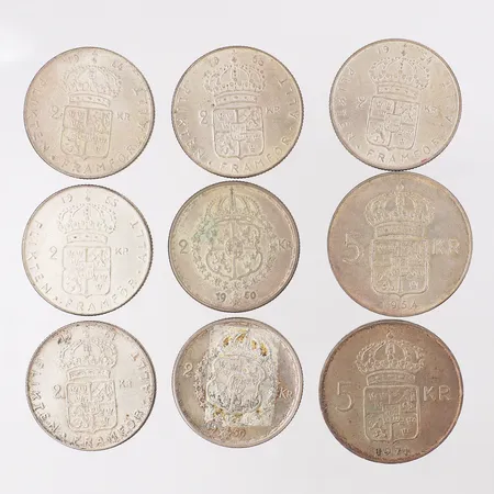 9 Mynt 2-5kr, olika årtal, silver 400/1000 Vikt: 134,2 g