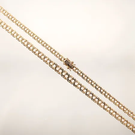 Kedja doserad Bismarck med kistlås längd 47cm bredd 3,4-5,2mm 18k  Vikt: 11,4 g