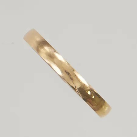 Ring stl:21½ bredd 2mm 18K 2,8g.