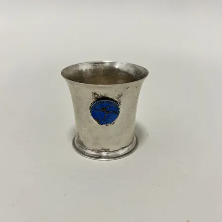 Bägare Dagen Nyheter höjd 5,5cm Silver 830/1000.  Vikt: 44,6 g