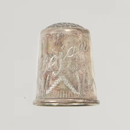 Fingerborg med gravyr 830/1000 Silver 2,9g.