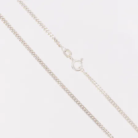 Kedja Pansar, längd 61cm bredd 2,1mm, GHA silver 925/1000 Vikt: 7,1 g på auktion i Skärholmen hos Pantbanken Sverige
