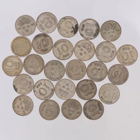 26 Mynt 1917-1953 nominellt värde 10 öre, silver 400/1000 Vikt: 37 g
