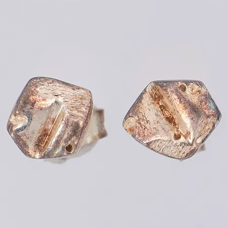 Ett par örhängen Guldfynd 7mm, 925/1000 silver Vikt: 1 g