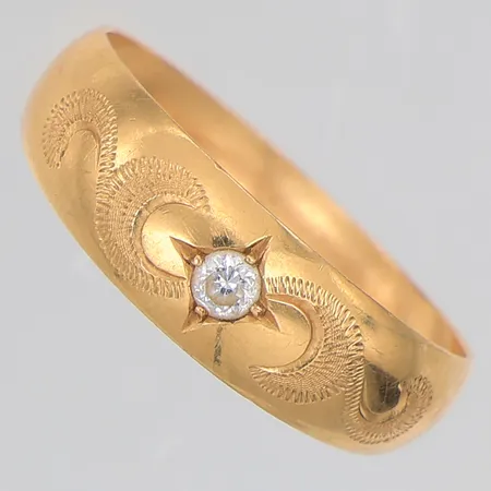 Ring vit sten Svedbom år 2000 stl:17½, 18K Vikt: 1,4 g