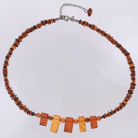 Collier Bärnsten längd 42cm bredd 6,5-19mm, lås 925/1000 silver