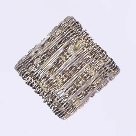 Ring HÖGBERG Högbergs Efterträdare Silversmedja Anette & Marie, Göteborg, stl:17, bredd 11-22mm, silver 925/1000 Vikt: 10,7 g