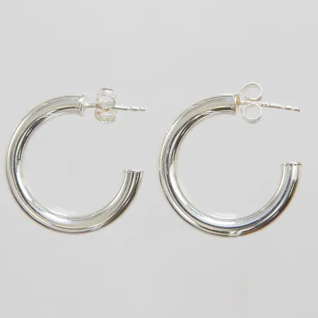 Örhängen 25x4mm, stift, GHA, silver 925/1000 Vikt: 3,5 g på auktion i City hos Pantbanken Sverige