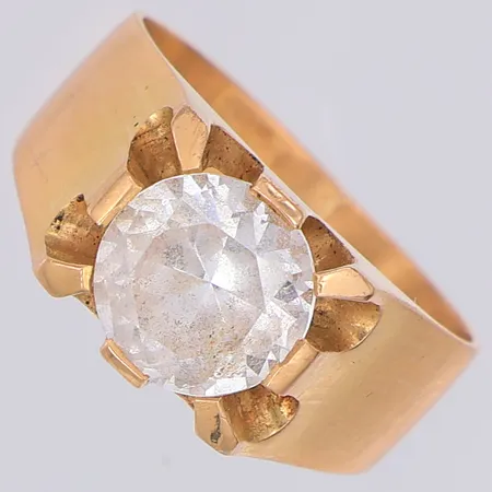 Ring vit sten Svedbom år 1970 stl:16, 18K Vikt: 6,3 g