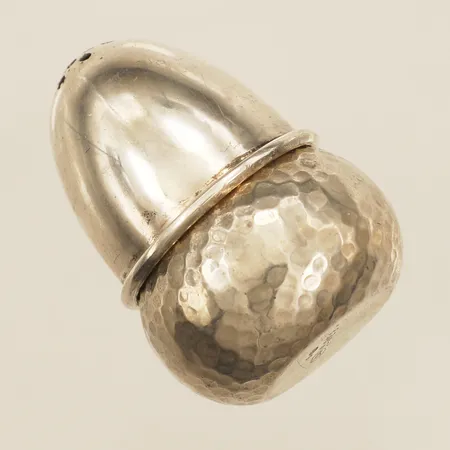 Saltkar Ekollon höjd:39mm förgylld insida hamrad underdel silver 830/1000  Vikt: 11,7 g