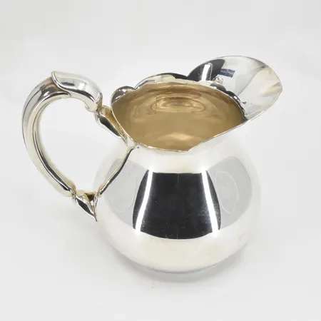 Kanna Christofle Frankrike höjd 11 cm bredd ca 9 cm, nysilver.