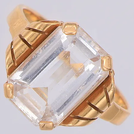 Ring vit sten Ljungskile år 1952 stl:17¼, 18K Vikt: 3,9 g