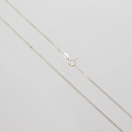 Kedja Pansar längd: 42,4cm, bredd: 1,7mm, silver 925/1000 Vikt: 2,6 g på auktion i City hos Pantbanken Sverige