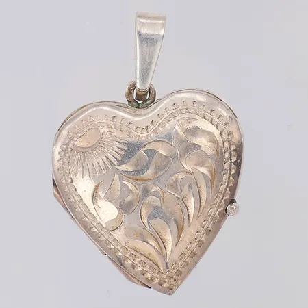 Hänge/medaljong hjärta 26mm, 925/1000 silver Vikt: 4 g
