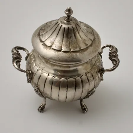 Sockerskål med lock, 13x12cm, silver 800/1000, 172,53g.