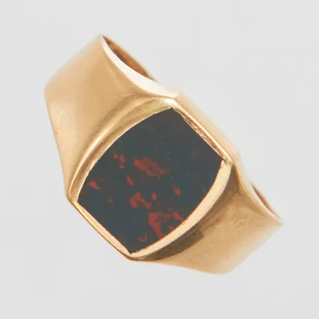 Ring med sten stl:18¾ bredd: 3-12mm, import stämplad, fel stämplad, 18K Vikt: 3 g