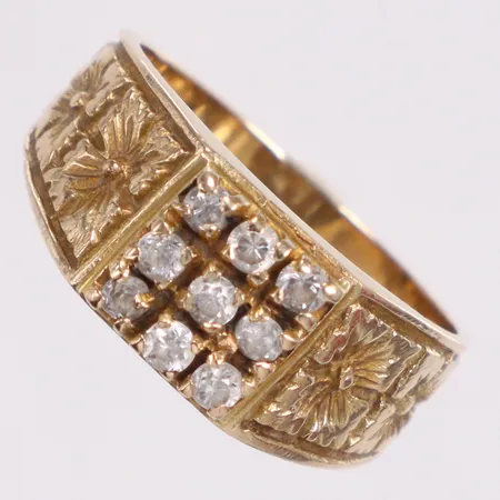 Ring med vita stenar stl:17¾ 14K Vikt: 5,3 g