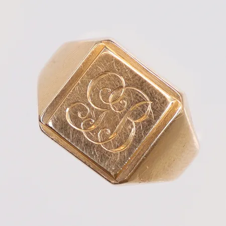 Ring gravyr 18K Vikt: 5,5 g