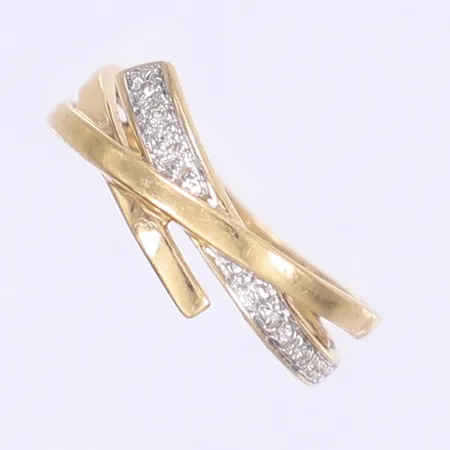 Ring med vita stenar stl:16, bredd 2-6mm, 18K Vikt: 1,9 g