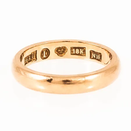 Ring slät stl:17¼ bredd 3,5mm, gravyr, 18K 4,7g.