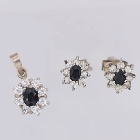 Ett par örhängen 8mm, hänge 15mm blå & vita stenar, 925/1000 silver Vikt: 3 g