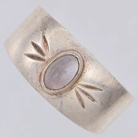 Ring vit sten stl:16½, 835/1000 silver Vikt: 2,4 g
