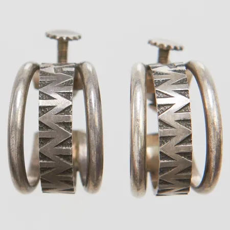 Örhängen 17,5x12,5mm, skruvmekanism, sovjetiska stämplar, silver 875/1000 Vikt: 8,6 g