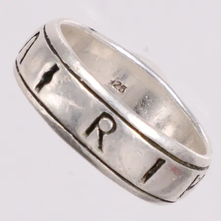 Ring stl:20¾ silver 925/1000 Vikt: 9,1 g