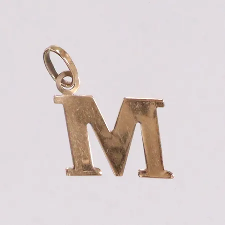 Hänge bokstav M längd 1,5cm 18K Vikt: 0,5 g