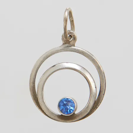 Hänge med blå sten 20x13,5mm, silver 835/1000 Vikt: 0,7 g