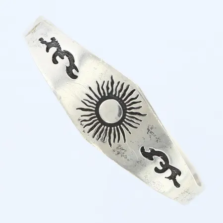 Stelt armband längd Ø55mm, bredd 6-16mm, Mexico, silver 925/1000 Vikt: 19,3 g