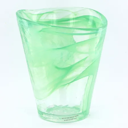 Tumblerglas ur serien Mine Ø9cm, höjd:7cm, grön av Ulrika-Hydman Vallien, stämpelmärkta UHV samt etikettmärkta Kosta Boda Skickas med paket.