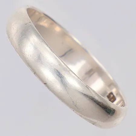 Ring slät stl:20¾, silver 925/1000 Vikt: 3,9 g