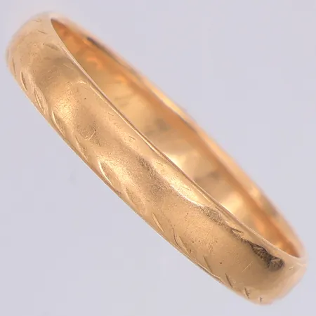 Ring slät stl:20½, gravyr, 18K Vikt: 3,9 g