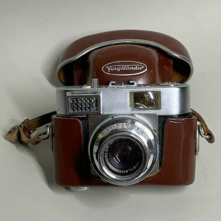 Kamera Voigtlander vitomatic I a, i läderfodral, ej funktionstestad Skickas med postpaket.