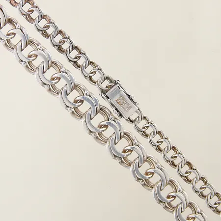 Collier Bismarck längd 45,5cm bredd 7-12mm, slappa låsåttor, silver 925/1000 Vikt: 36,5 g