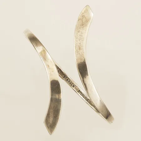 Stelt armband tillverkad av Sigtuna Silver Owe Johansson år 1966 Ø73mm silver 925/1000 Vikt: 23,4 g