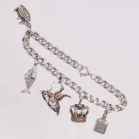 Armband Bismarck med 5 berlocker längd 19 cm bredd 5,5mm silver 925/1000 Vikt: 21,7 g