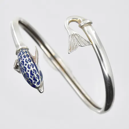 Armring delfin med blå emalj stl:62x50 mm, silver 925/1000. Vikt: 18,3 g