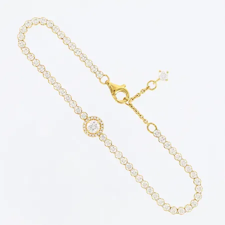 Armband ALE Pandora med stenar, längd 15,5-17,5cm, bredd 2-7mm, nyskick med etui, 14K guldplätering, kubisk zirkonia, nypris 1499kr, silver 925/1000 Vikt: 3 g