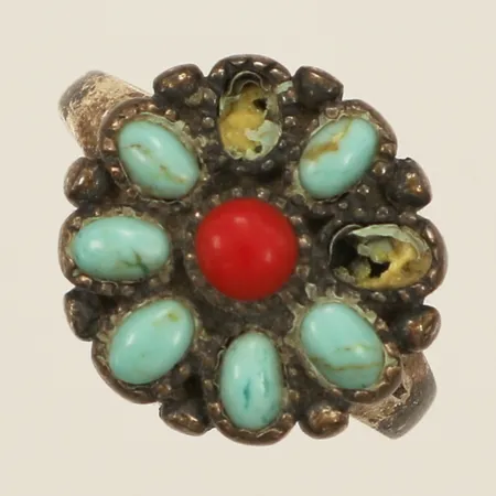 Ring med sten samt skadade turkoser stl:16¾, bredd 2,5-16mm skev skena silver 925/1000 Vikt: 6,5 g