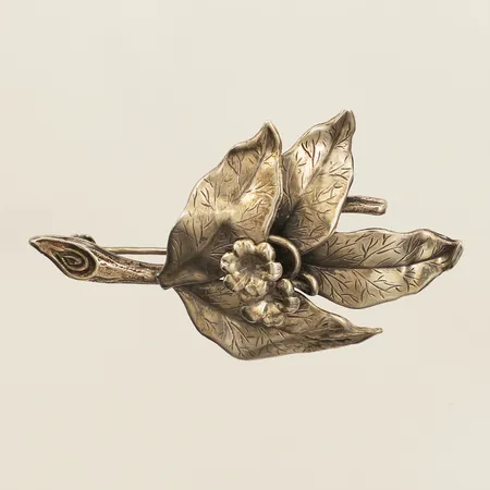 Brosch längd 53,3mm bredd 32,6mm Pinco Förening U P A år 1953 silver Vikt: 6,8 g