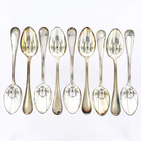 9 Matskedar längd: 17,8cm, 830/1000 silver Vikt: 338,1 g